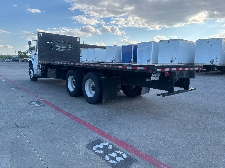 2019 Freightliner M2 106 in Carrollton, TX — photo 6