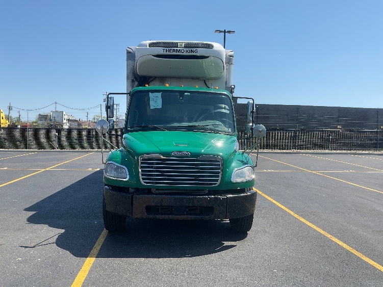 2019 Freightliner M2 106 in Akron, OH — photo 2