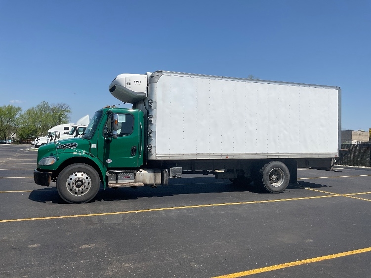 2019 Freightliner M2 106 in Akron, OH — photo 4