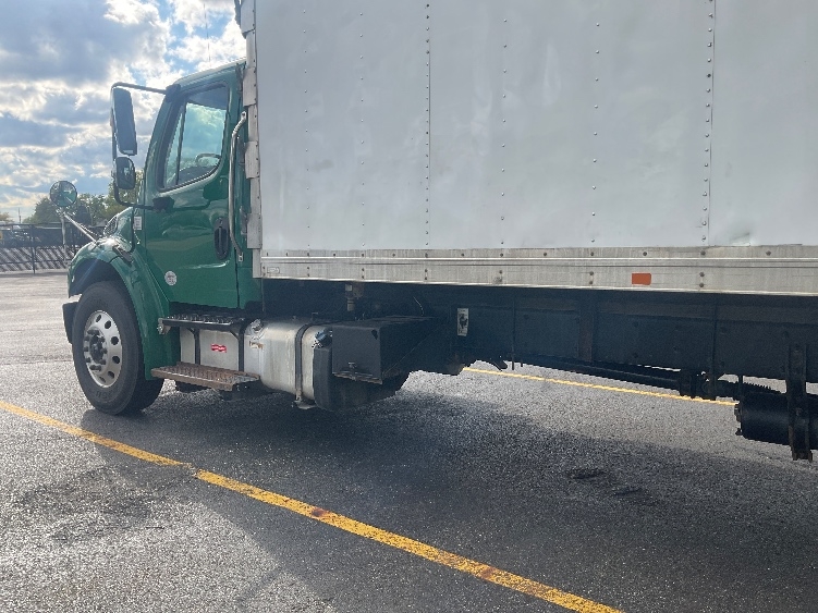 2019 Freightliner M2 106 in Akron, OH — photo 5