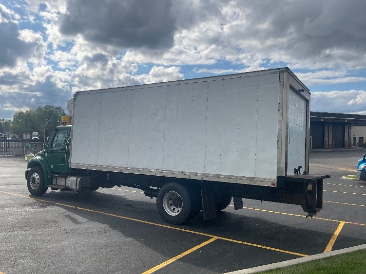 2019 Freightliner M2 106 in Akron, OH — photo 6