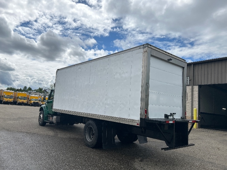 2019 Freightliner M2 106 in Akron, OH — photo 6