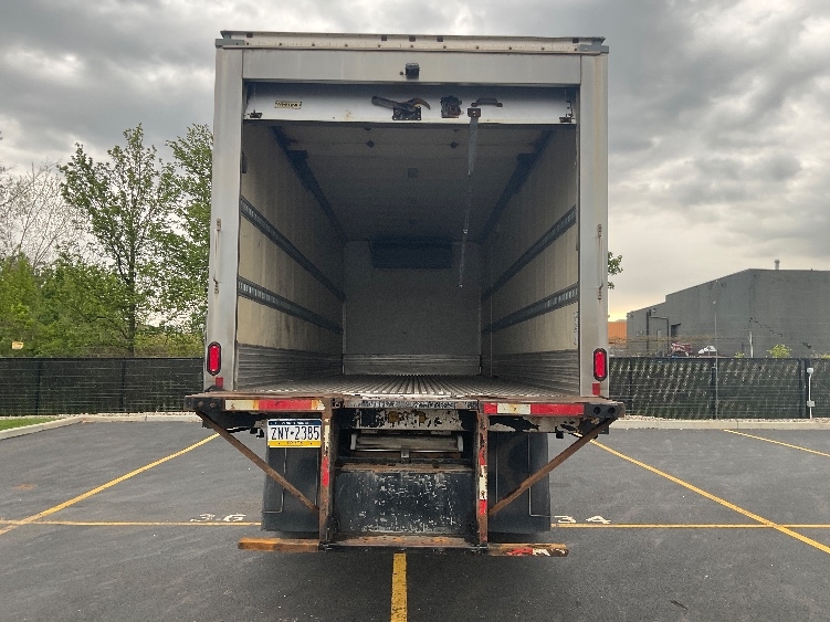 2019 Freightliner M2 106 in Akron, OH — photo 8
