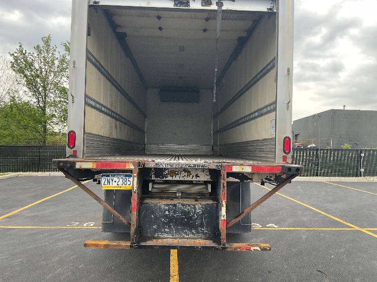 2019 Freightliner M2 106 in Akron, OH — photo 9