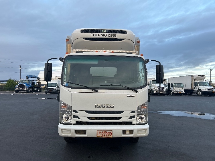 2019 Isuzu NQR in Torrance, CA — photo 2
