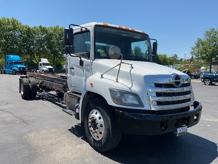 2019 Hino 268 in New Castle, DE