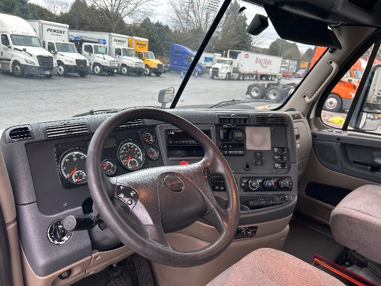 2019 Freightliner Cascadia in Atlanta (Conyers), GA — photo 10