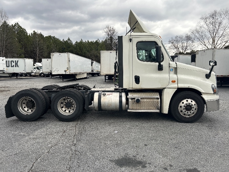 2019 Freightliner Cascadia in Atlanta (Conyers), GA — photo 8