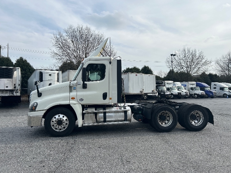 2019 Freightliner Cascadia in Atlanta (Forest Park), GA — photo 4
