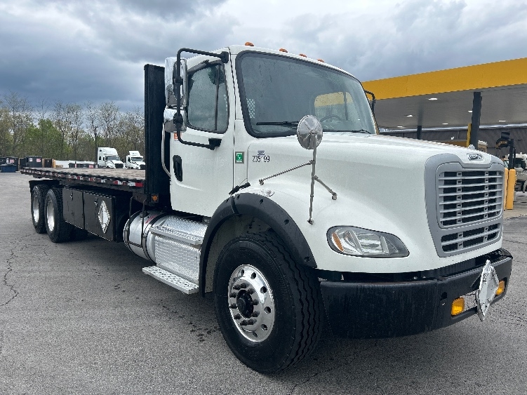2019 Freightliner M2 112