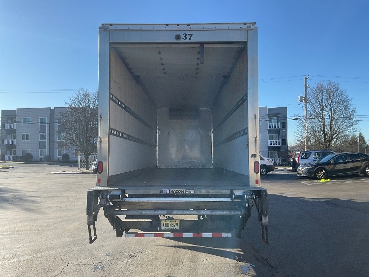 2019 Freightliner M2 106 in Bethlehem, PA — photo 8
