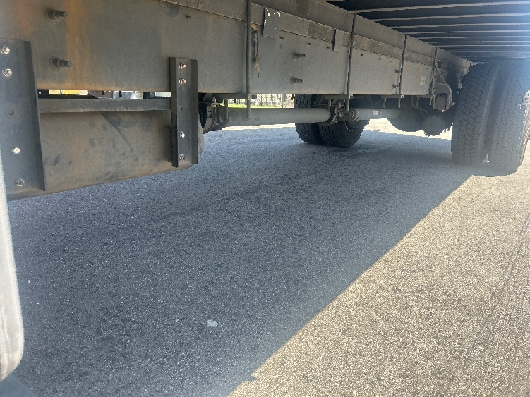 2019 Hino 268 in Fontana, CA — photo 5
