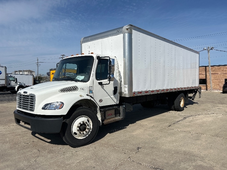 2019 Freightliner M2 106 in Chicago (Melrose Park), IL — photo 3