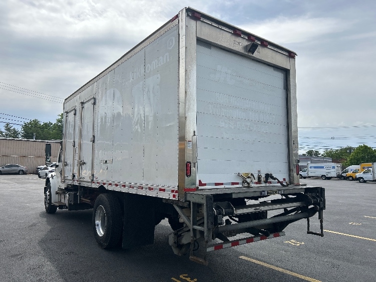 2019 Freightliner eM2 in Braintree, MA — photo 6