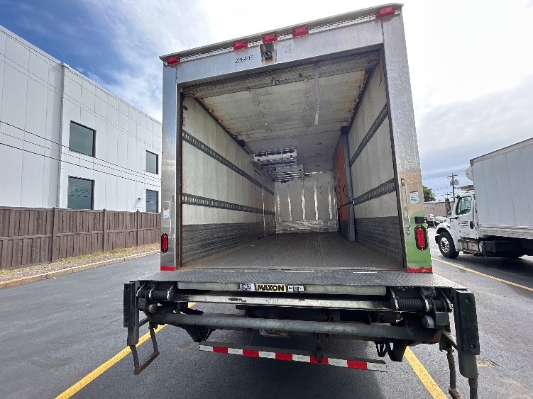 2019 Freightliner eM2 in Braintree, MA — photo 8