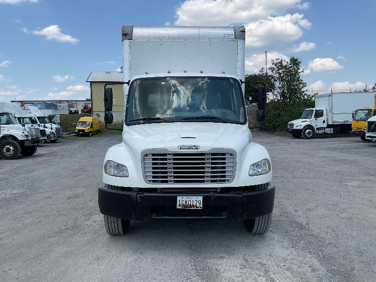 2019 Freightliner eM2 in Harrisburg, PA — photo 2