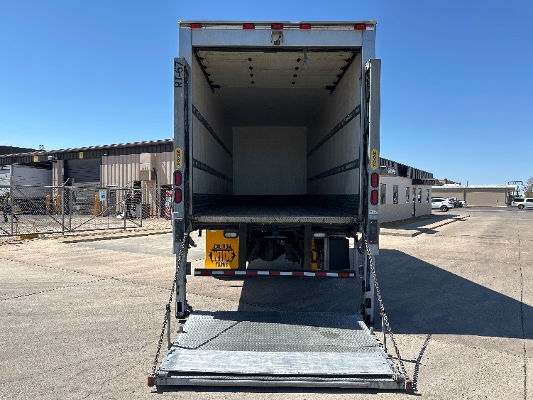 2019 Freightliner M2 106 in Oklahoma City, OK — photo 9