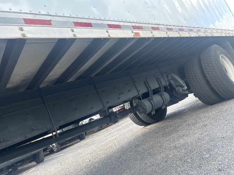 2019 Freightliner M2 106 in Medley, FL — photo 5