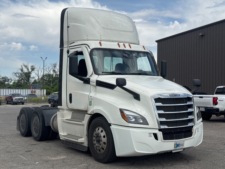 2024 Freightliner Cascadia