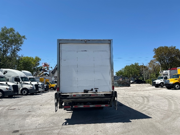 2019 Freightliner eM2 in Medley, FL — photo 7