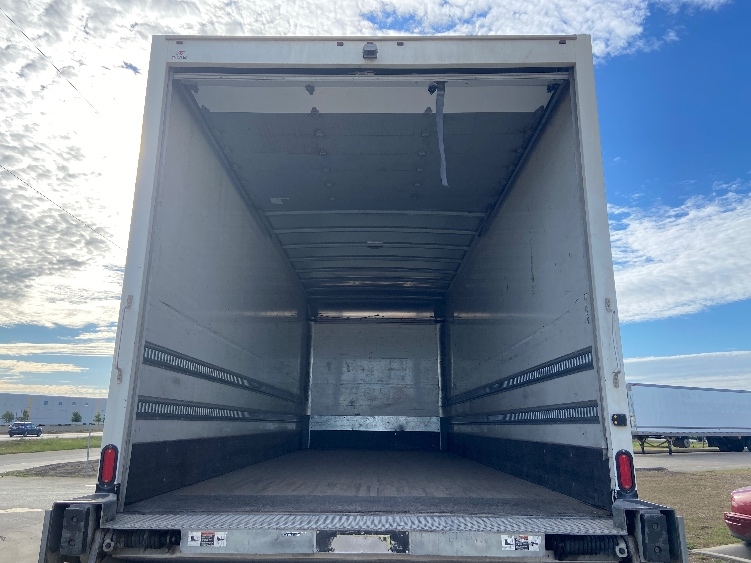 2019 Hino 268 in San Antonio, TX — photo 8