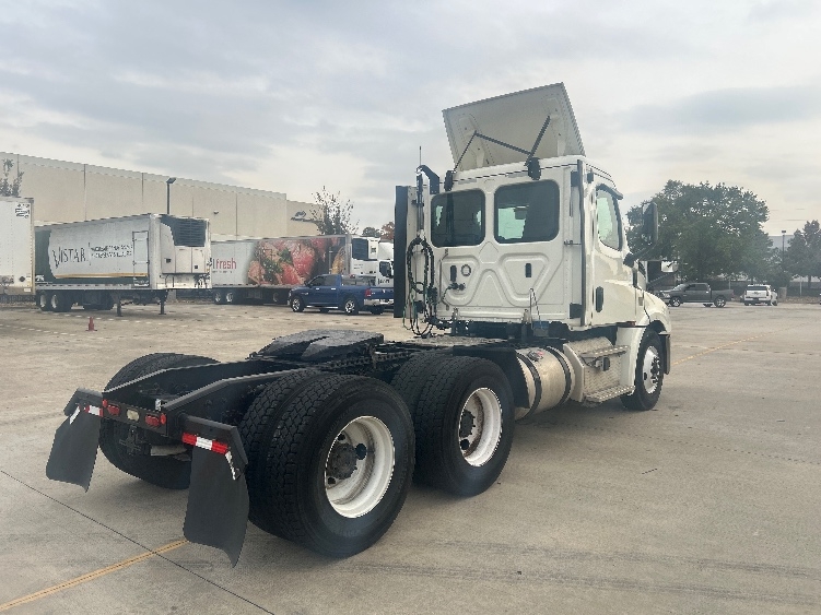 2019 Freightliner in Houston, TX — photo 7