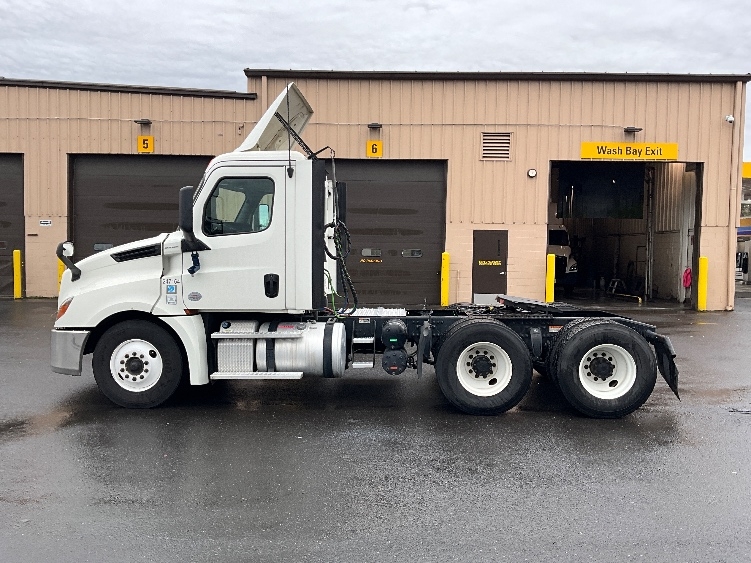 2019 Freightliner in Portland, OR — photo 4