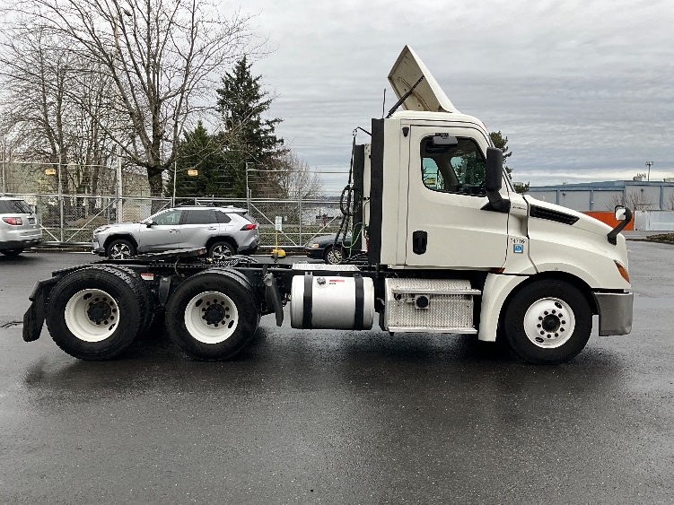 2019 Freightliner in Portland, OR — photo 8