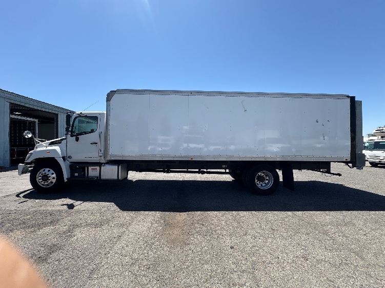 2019 Hino 338 in West Sacramento, CA — photo 4