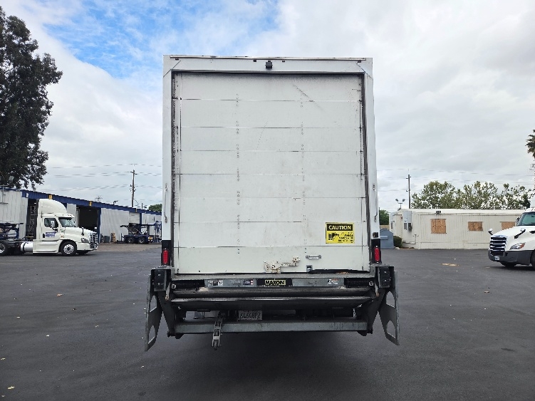 2019 Hino 268 in West Sacramento, CA — photo 7