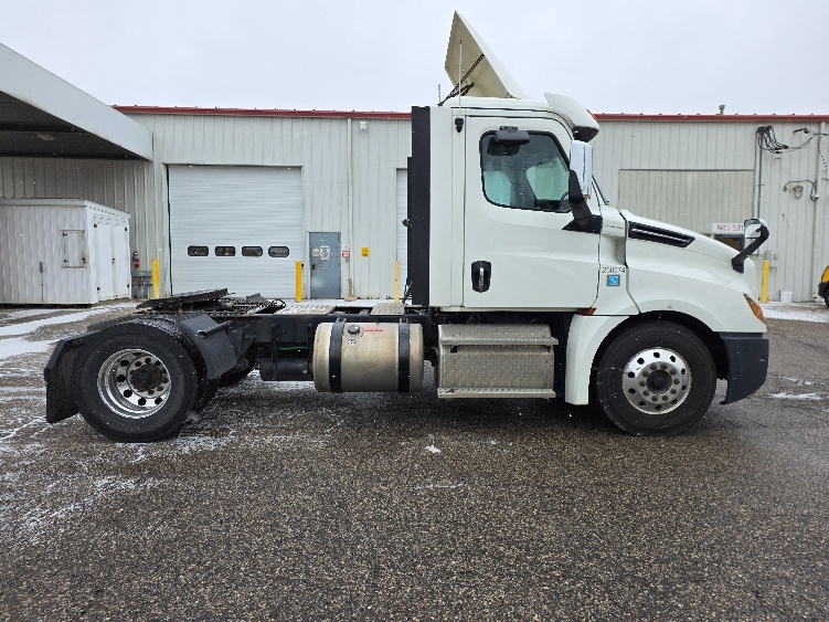 2019 Freightliner in Lansing, MI — photo 8