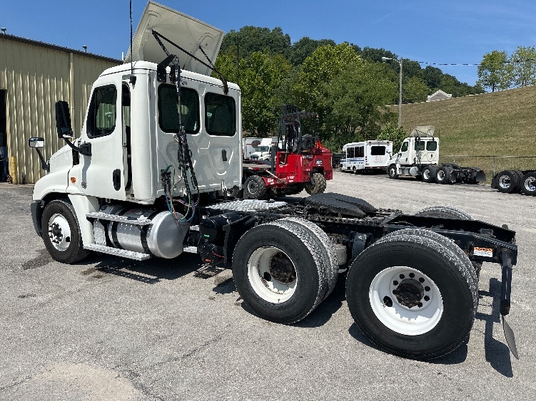 2019 Freightliner in Huntington, WV — photo 5