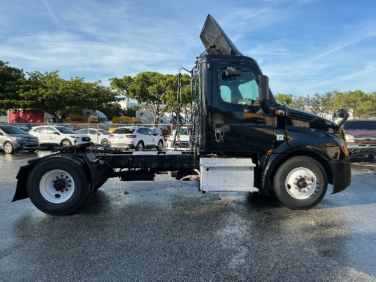 2019 Freightliner in Riviera Beach, FL — photo 8