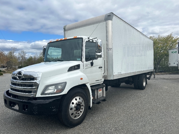 2019 Hino 268 in Norton, MA — photo 3