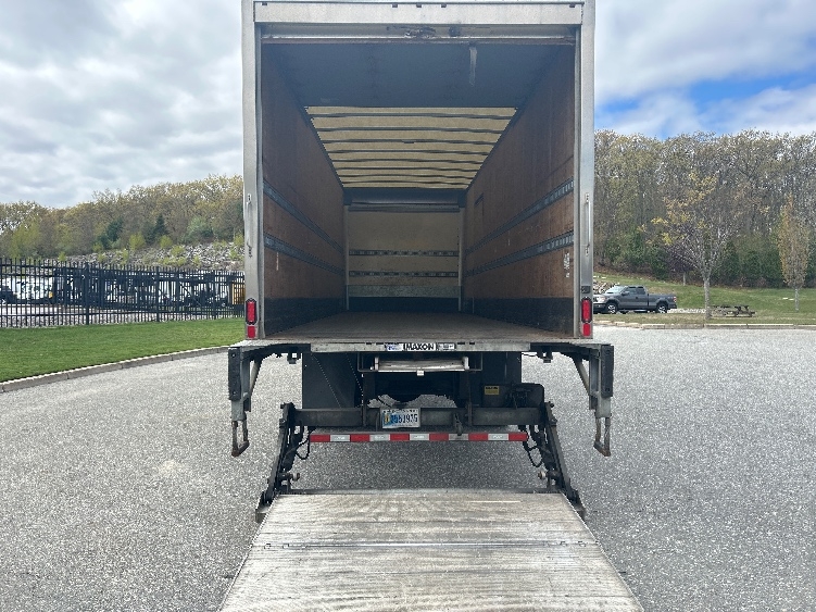 2019 Hino 268 in Norton, MA — photo 9