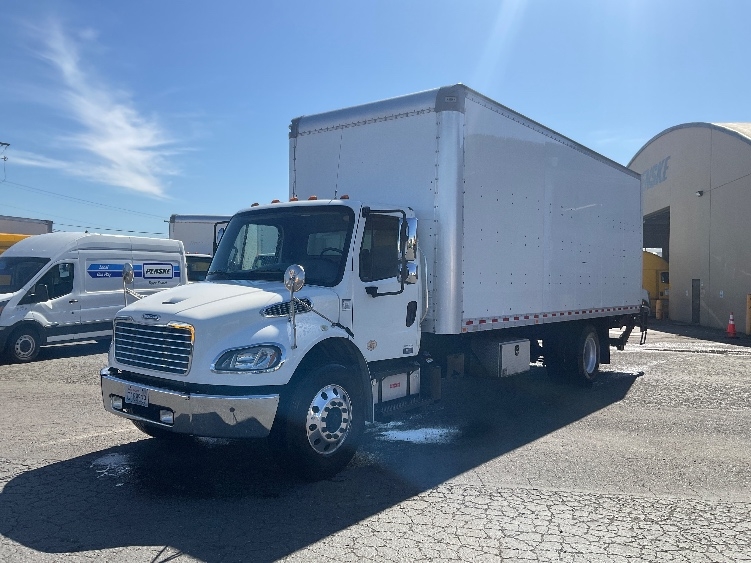 2019 Freightliner eM2 in Tacoma, WA — photo 3
