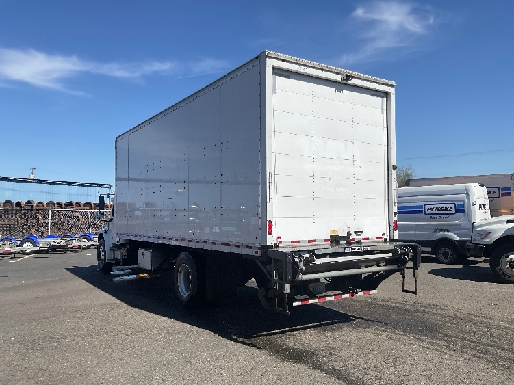 2019 Freightliner eM2 in Tacoma, WA — photo 6