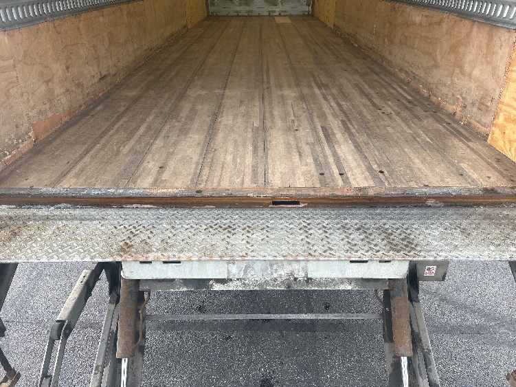 2019 Freightliner M2 106 in Lexington, KY — photo 10