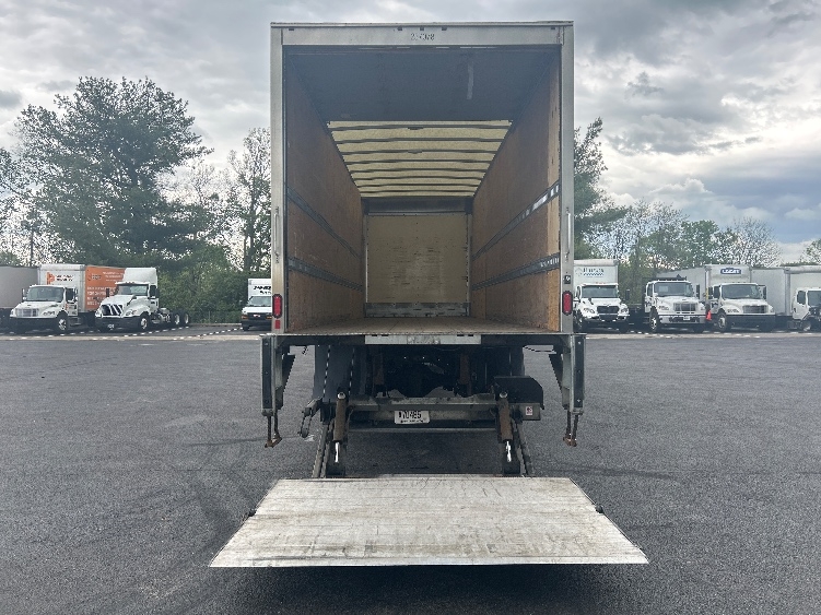 2019 Freightliner M2 106 in Lexington, KY — photo 9