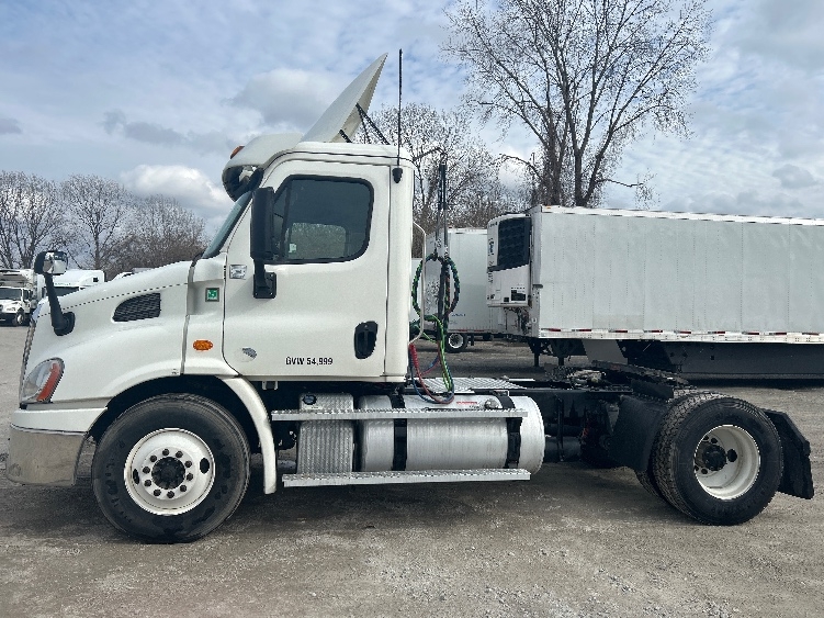2019 Freightliner Cascadia in Jackson, TN — photo 4