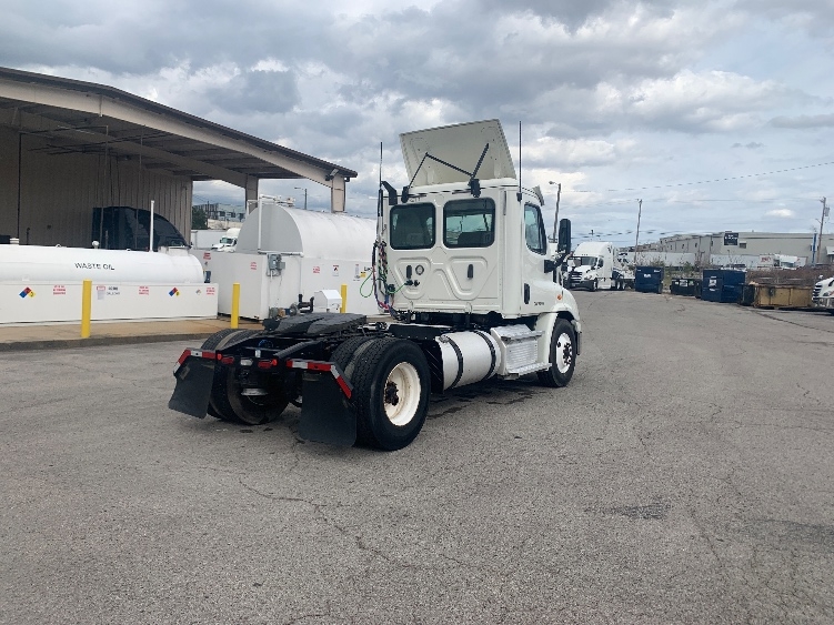 2019 Freightliner Cascadia in Nashville, TN — photo 7