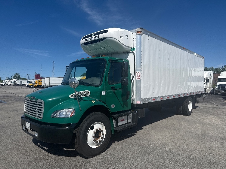 2019 Freightliner eM2 in La Porte, IN — photo 3