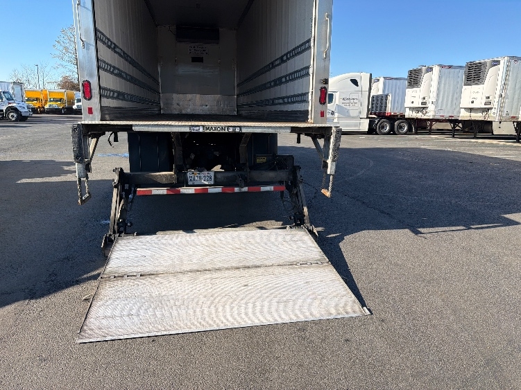 2019 Freightliner M2 106 in Sterling, VA — photo 8
