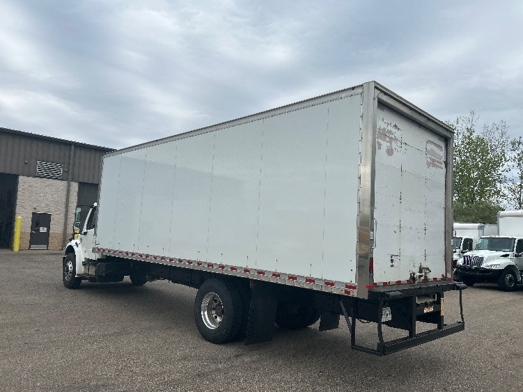 2020 Freightliner M2 106 in Akron, OH — photo 6