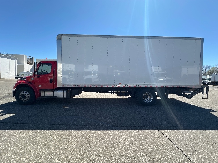 2020 Freightliner M2 106 in Wixom, MI — photo 4