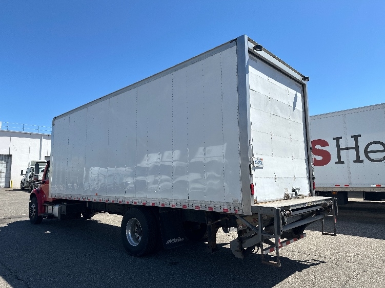 2020 Freightliner M2 106 in Wixom, MI — photo 6