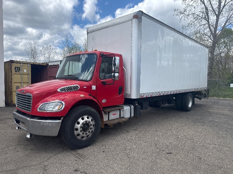 2020 Freightliner eM2 in Plymouth, MI — photo 3