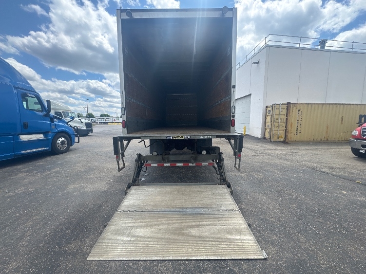 2020 Freightliner eM2 in Plymouth, MI — photo 9