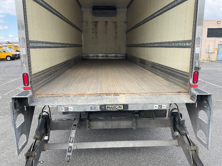 2019 Freightliner M2 106 in Millville, NJ — photo 10