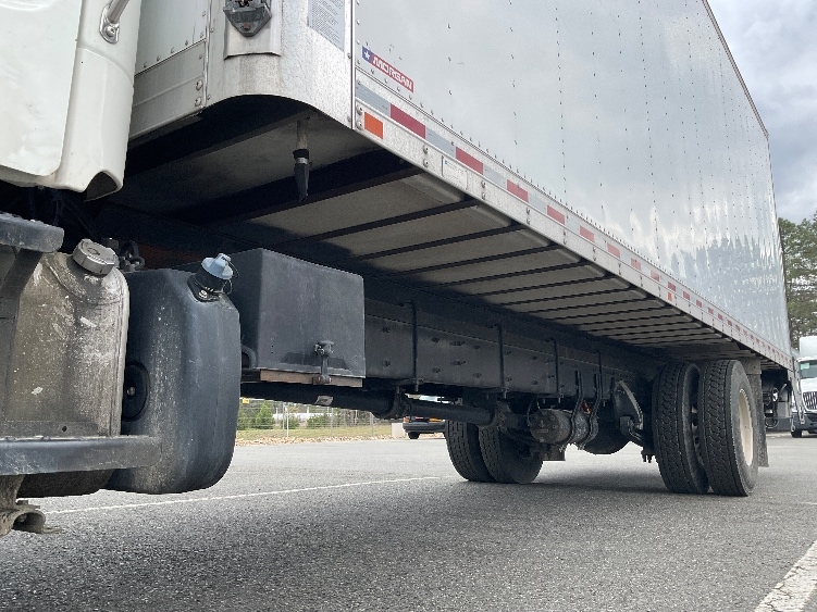 2019 Freightliner M2 106 in Millville, NJ — photo 5